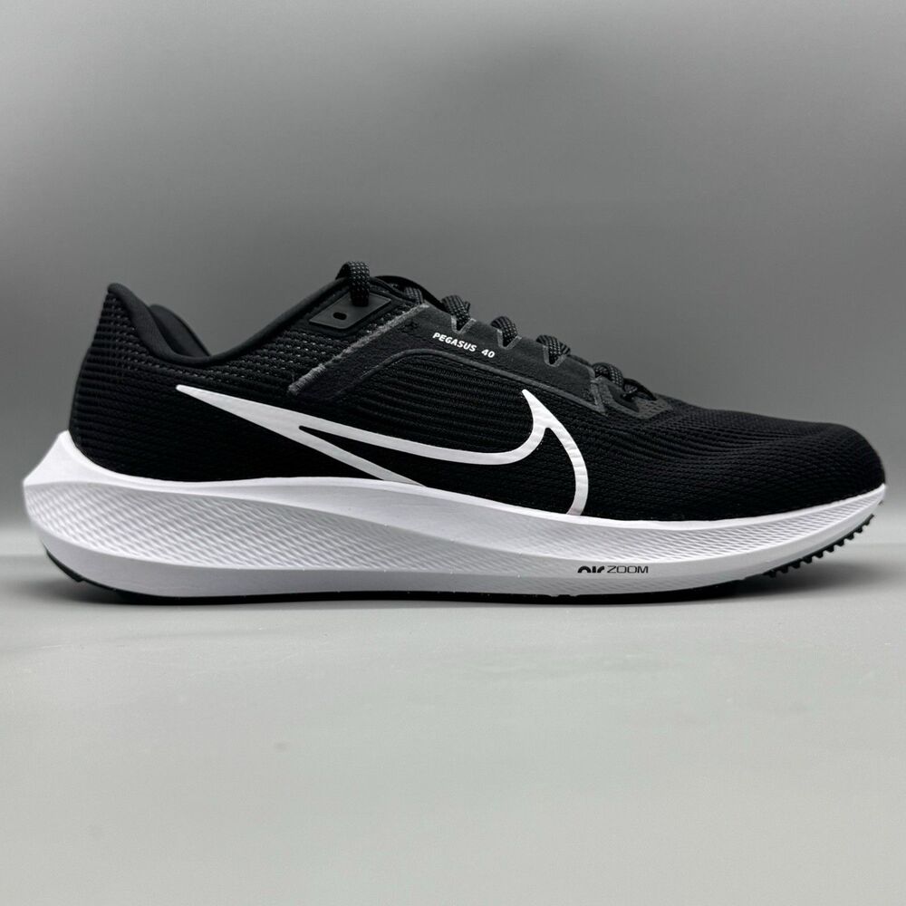 Nike Air Zoom Pegasus 40 Mens Running Shoes Black White DV3853-001 Size 13 NEW